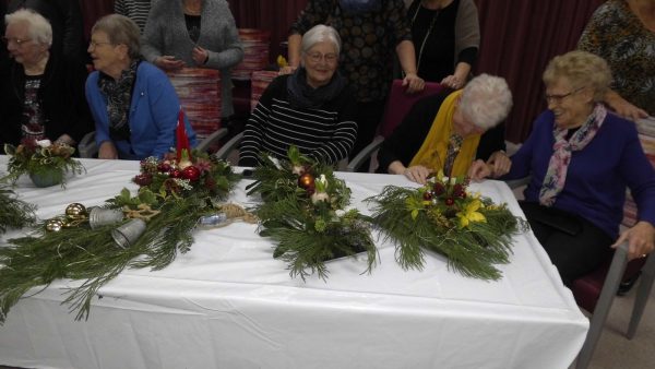 Bloemschikken Kerst (19-12-2022)
