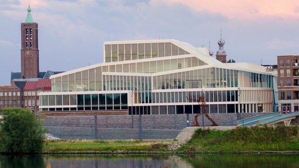 Terugblik backstage tour theater De Maaspoort Venlo (22/04/2024)