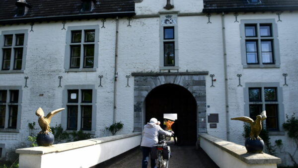 20240429_KBO-excursie_Kasteel_De_Berckt_LGI (1)
