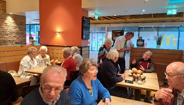 15_Hamburg_restaurant_Schweinske