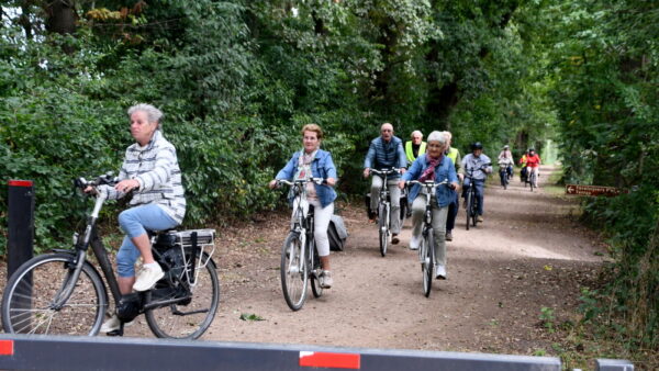 (Weer eens) Najaarsfietstocht:  een (foto)verslag